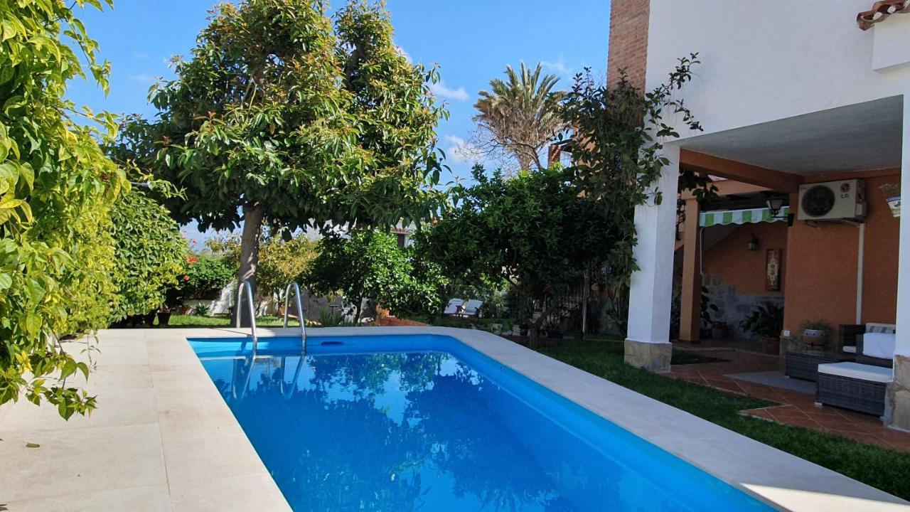 Lovely Apartment Alhaurín de la Torre Buitenkant foto